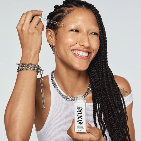 GXVE by Gwen Stefani All Time Prime Prep & Smooth Face Oil - Picture 11 of 14